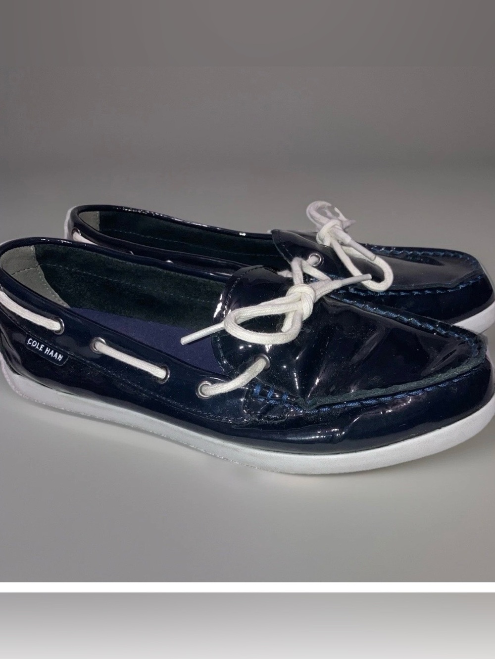 Cole Haan Nantucket Navy Blue Patent Leather Loafers 9B Boat Shoes Preppy Retro